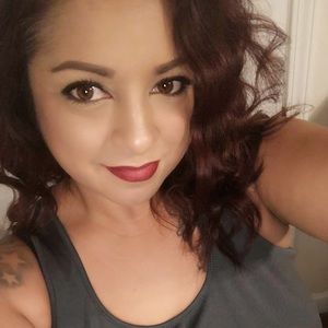 Meet your Posher, Alycia